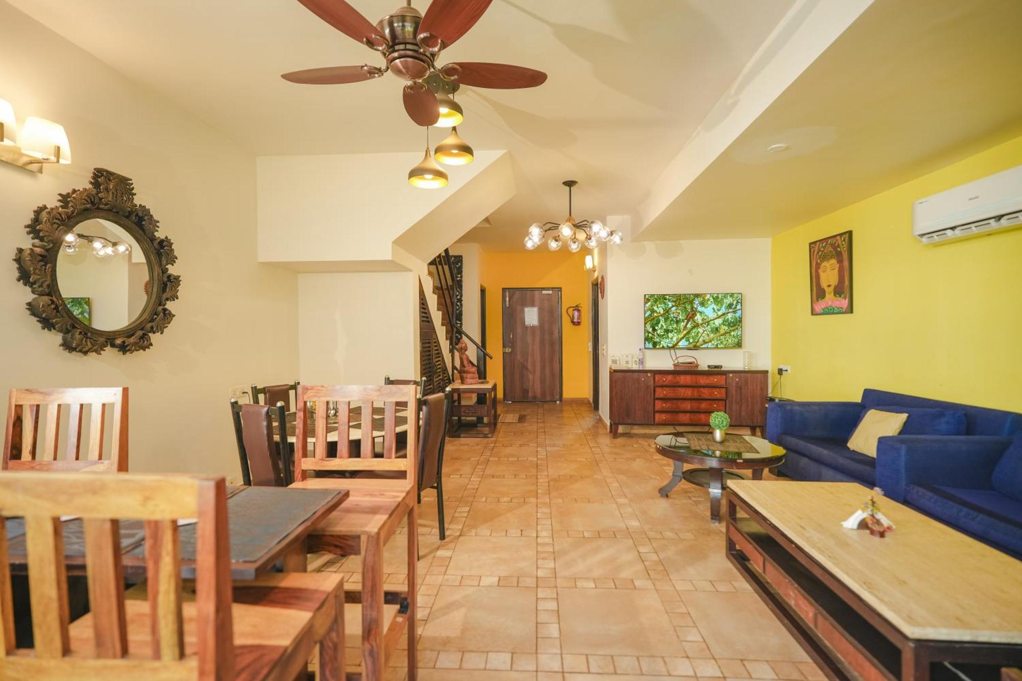 Villa M - Jia 3: Poolside Retreat in Candolim Exterior photo