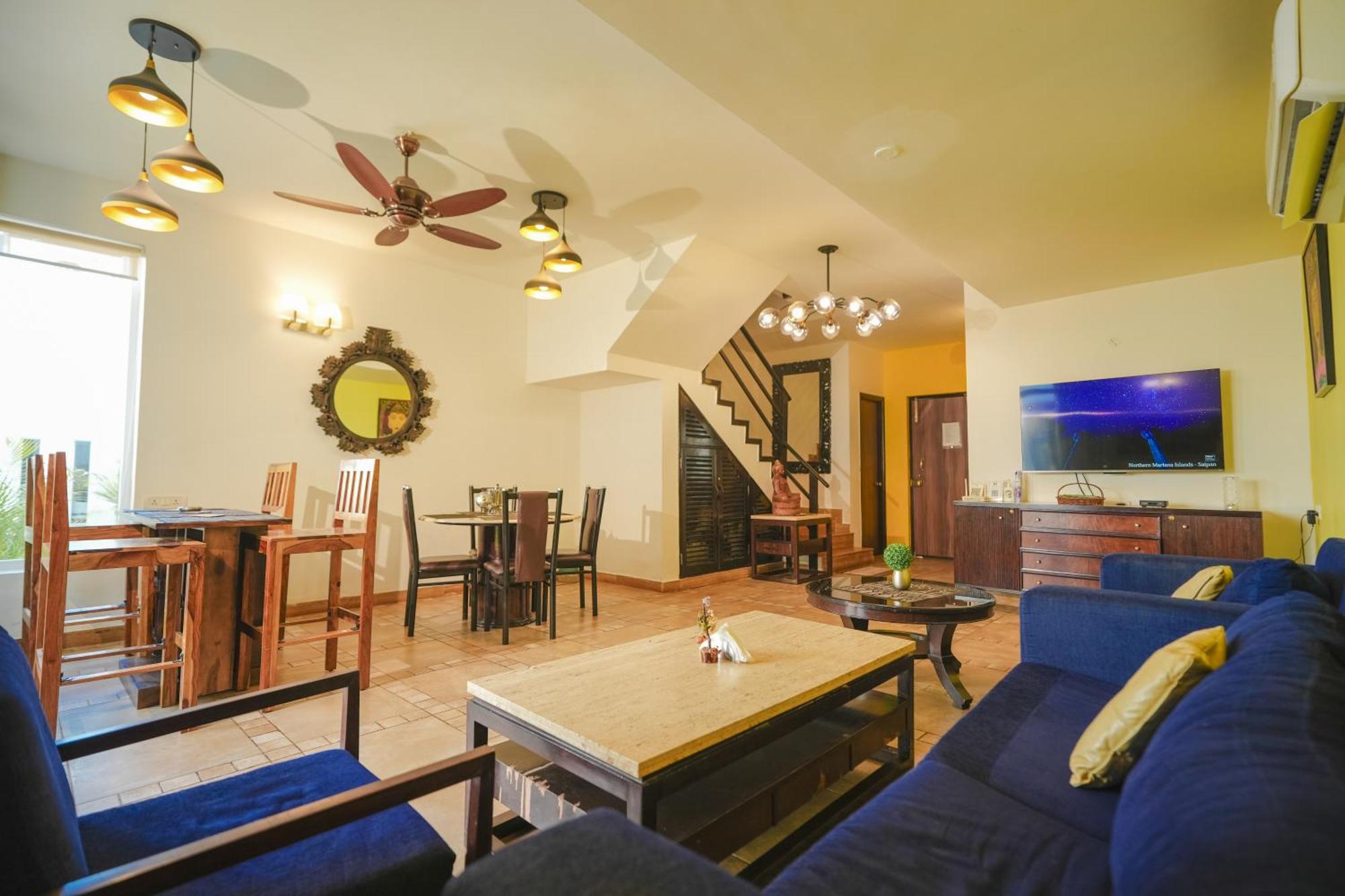 Villa M - Jia 3: Poolside Retreat in Candolim Exterior photo